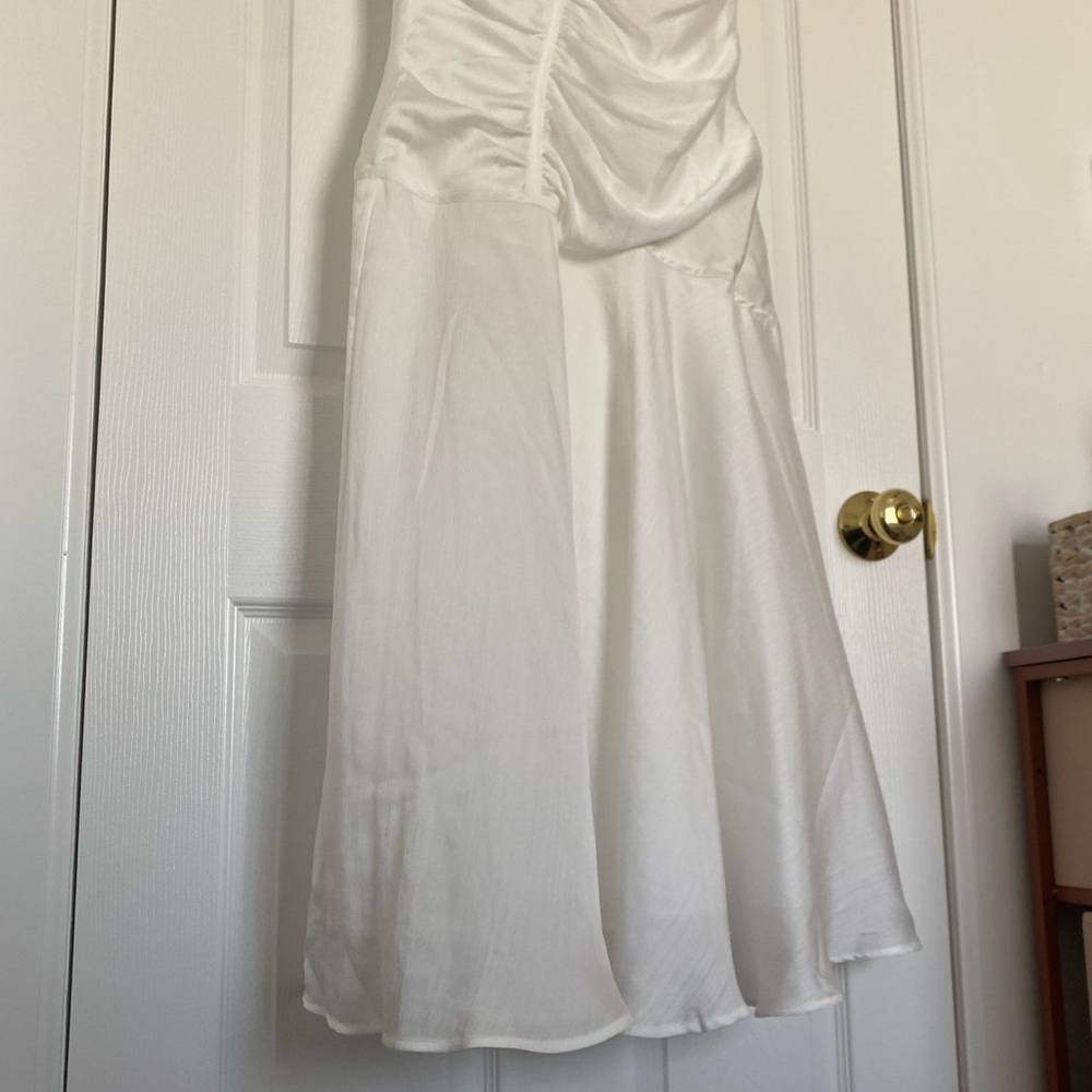 NWT BCBGMaxAzria Ruched Drop Waist Midi Dress - Picture 7 of 12